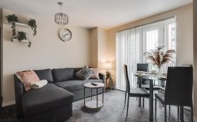 Stylish 2 Bed Manchester Flat