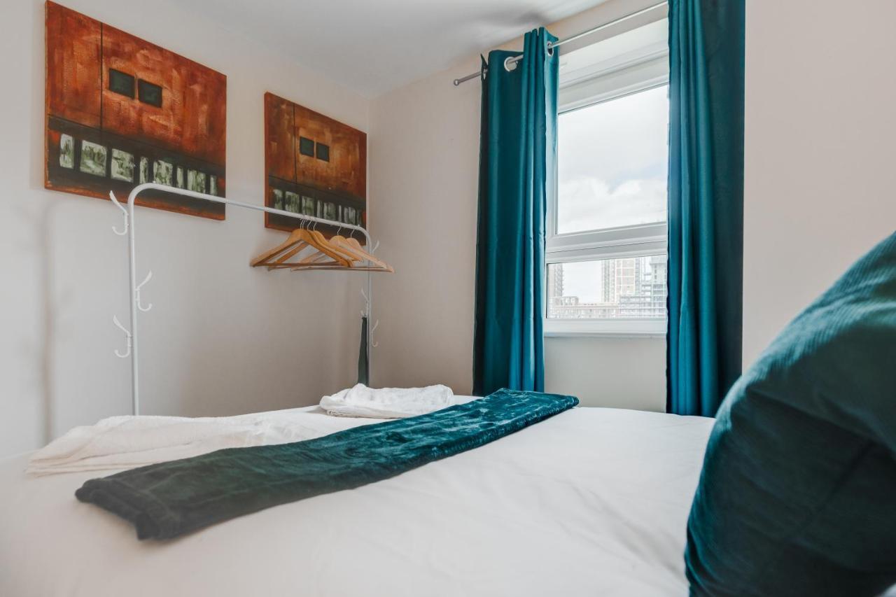 Stylish 2 Bed Manchester Flat Exterior photo